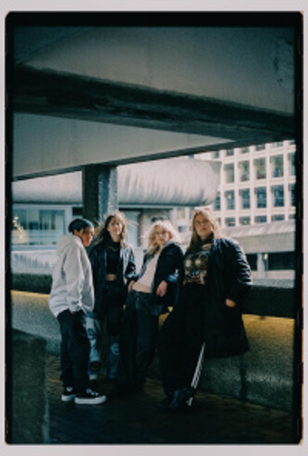 THE BUOYS (AUS)